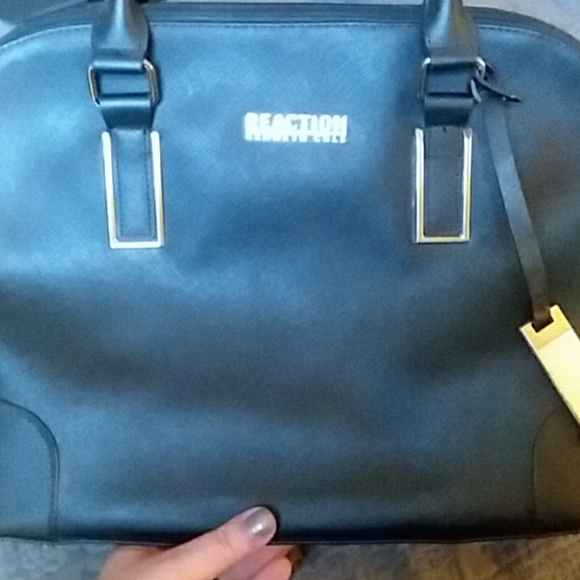 NWOT Kenneth Cole reaction purse - Picture 8 of 8